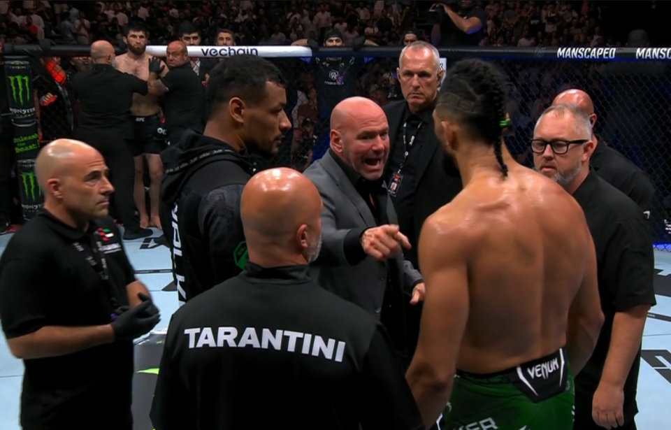 Магомед Анкалаев – Джонни Уокер Полный Бой